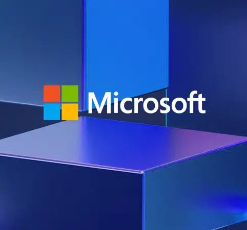 Logo de Microsoft sobre un fondo geométrico con tonos azules.